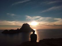 Meditando en Es Vedr